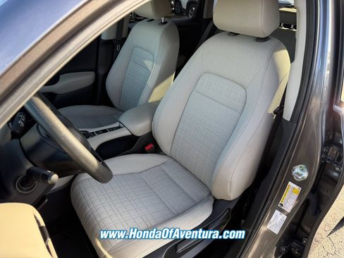 Certified 2024 Honda HR-V LX image 18