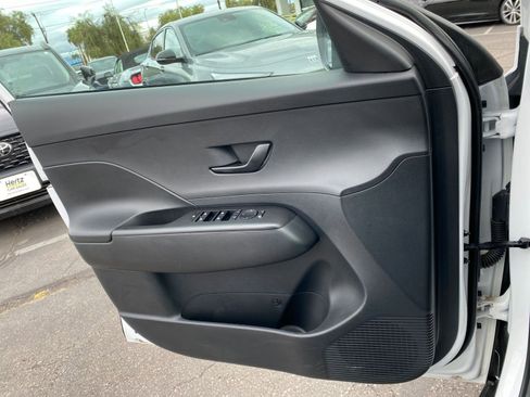 Used 2025 Hyundai Kona SEL image 20