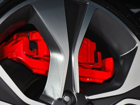 Used 2024 Jaguar F-TYPE R-Dynamic RWD image 81