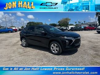 New 2026 Chevrolet Trax LS w/ Driver Confidence Package image 1