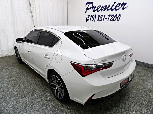 Used 2019 Acura ILX FWD image 4