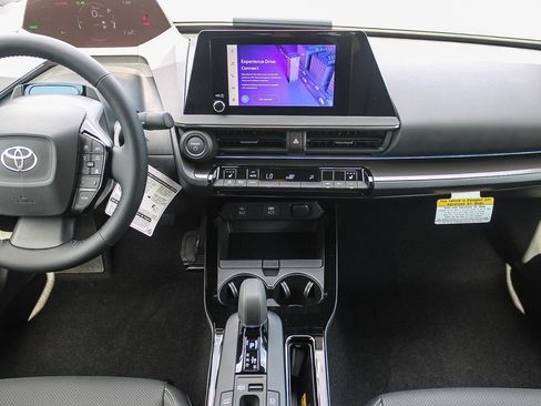 New 2026 Toyota Prius Plug-In Hybrid FWD image 15