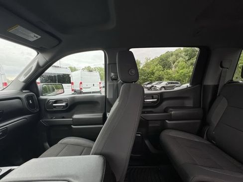 Used 2024 Chevrolet Silverado 1500 Custom w/ Turbomax Blackout Package AWD/4WD image 12