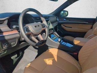 New 2025 Jeep Grand Cherokee Summit video 2