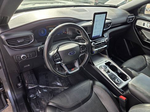 Used 2022 Ford Explorer ST w/ Equipment Group 401A image 11