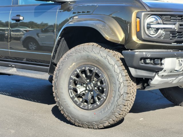 New 2026 Ford Bronco Raptor w/ Interior Carbon Fiber Pack AWD/4WD image 2