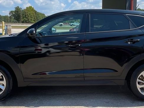 Used 2017 Hyundai Tucson SE image 8