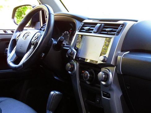 Used 2023 Toyota 4Runner SR5 Premium w/ Moonroof Package RWD image 35