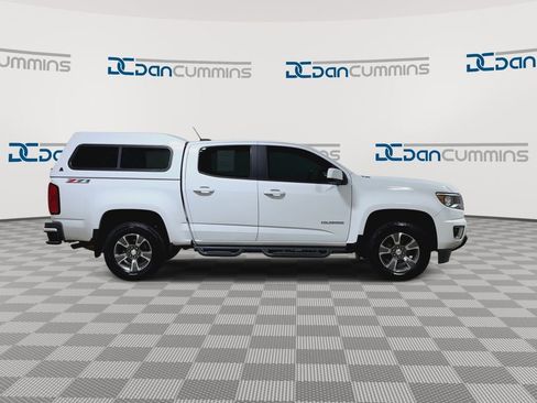Used 2015 Chevrolet Colorado Z71 image 2