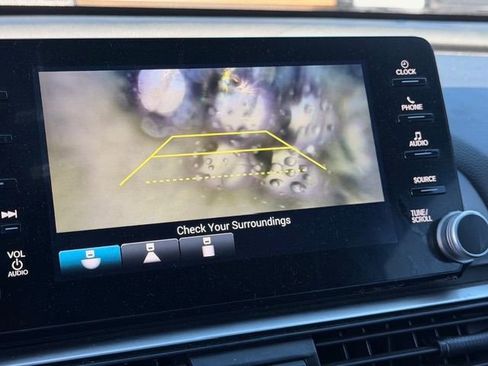 Used 2019 Honda Accord Sport image 5