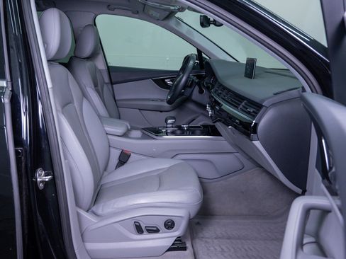 Used 2017 Audi Q7 3.0T Premium Plus image 11