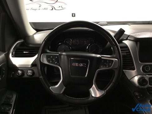 Used 2017 GMC Yukon SLT image 46