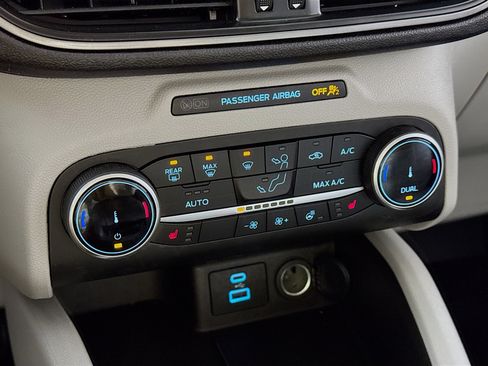 Used 2023 Ford Escape Active image 17