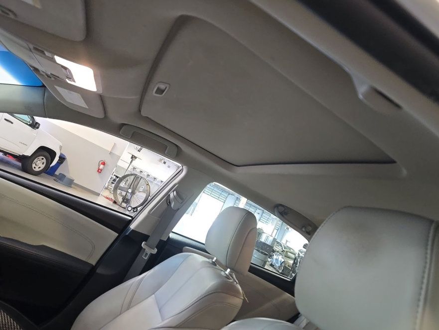 Used 2015 Toyota Avalon XLE Touring FWD image 10