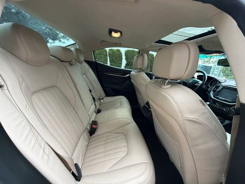 Used 2015 Maserati Ghibli S Q4 AWD/4WD image 20