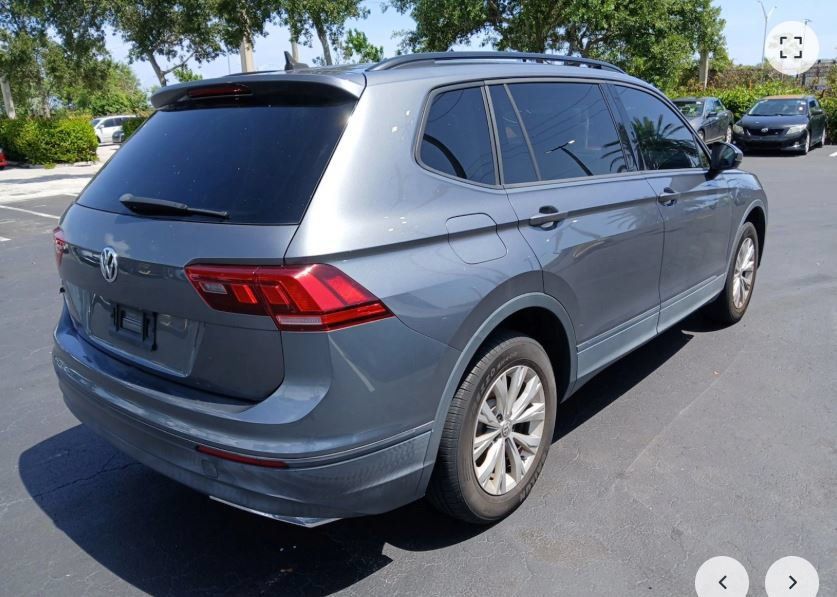 Used 2020 Volkswagen Tiguan S FWD image 2