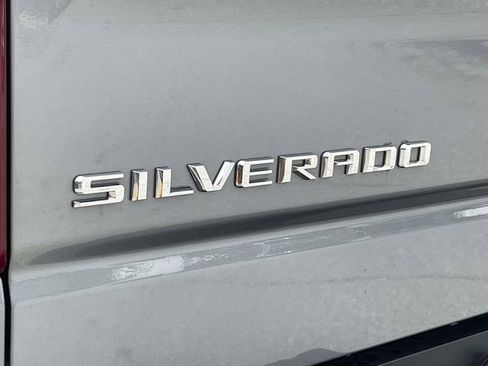Used 2025 Chevrolet Silverado 1500 Custom Trail Boss AWD/4WD image 13