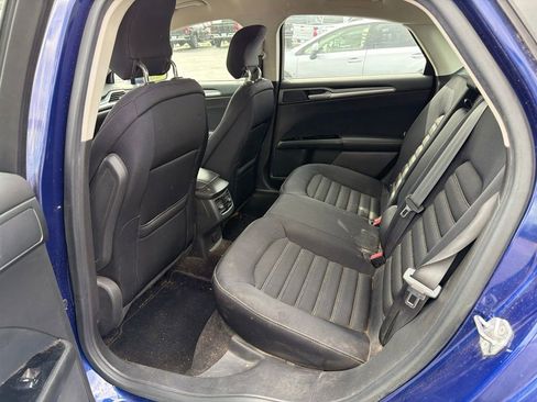 Used 2014 Ford Fusion SE FWD image 8