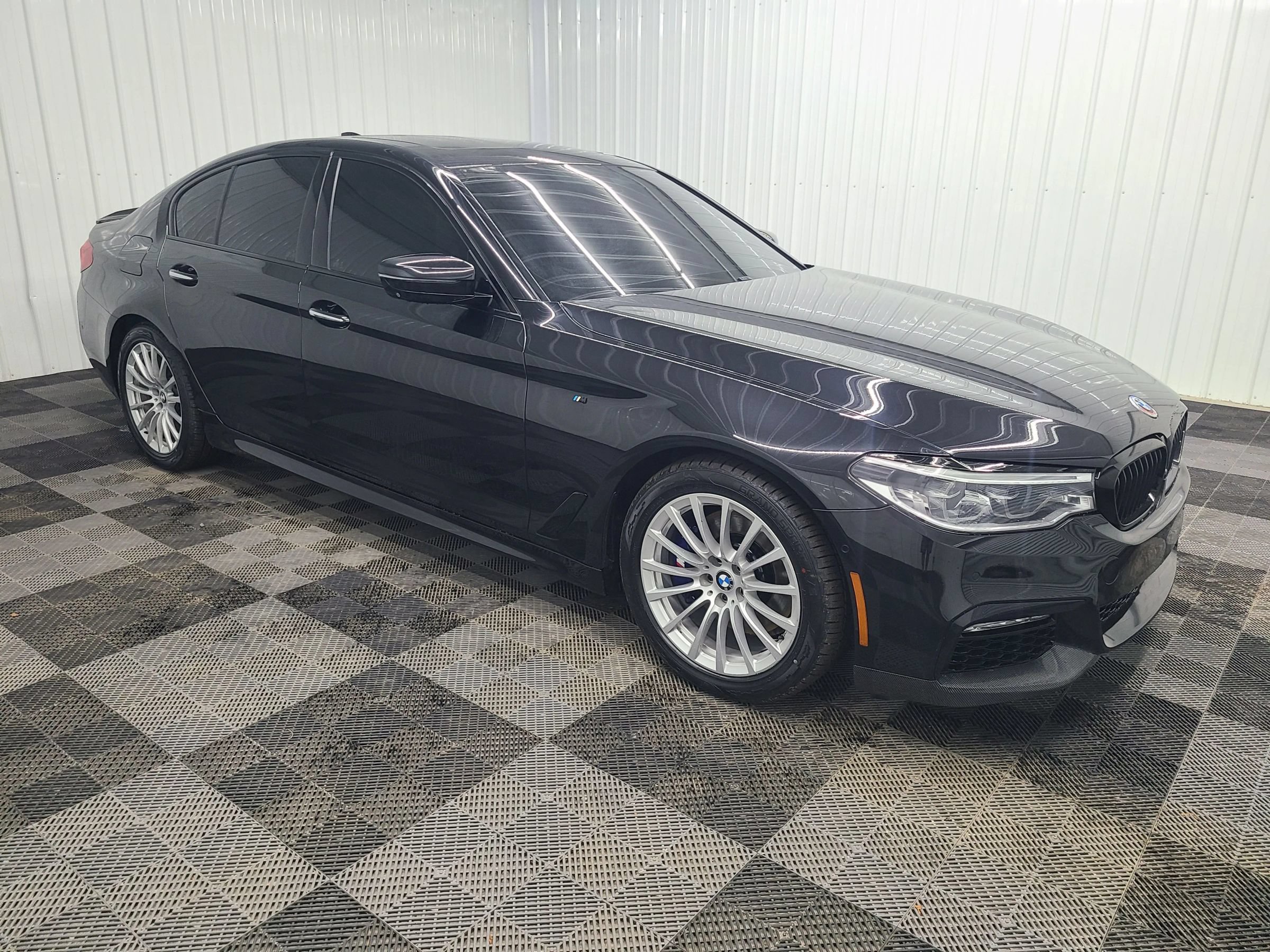 Used 2018 BMW 540i xDrive AWD/4WD image 13