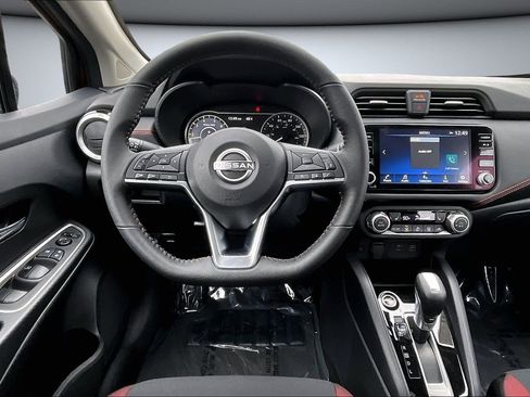 Used 2025 Nissan Versa SR w/ Trunk Package image 1