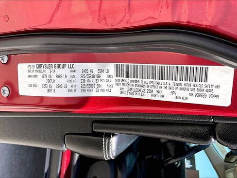Used 2014 Jeep Cherokee Limited w/ Technology Group FWD image 32