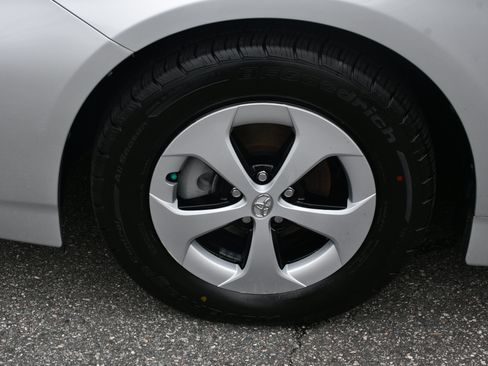 Used 2015 Toyota Prius Three FWD image 20