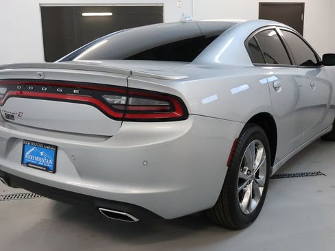 Used 2020 Dodge Charger SXT AWD/4WD image 7