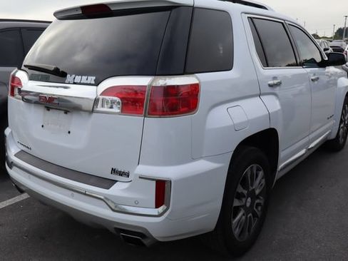 Used 2016 GMC Terrain Denali FWD image 2