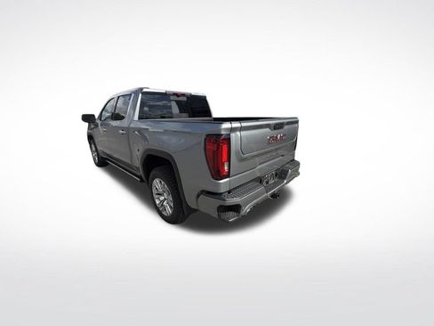 Used 2025 GMC Sierra 1500 Denali w/ Technology Package AWD/4WD image 3