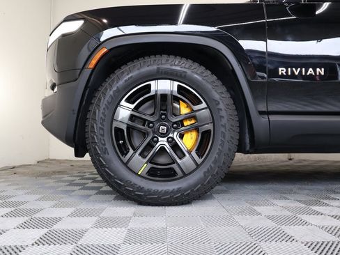 Used 2022 Rivian R1S Launch Edition AWD/4WD image 9