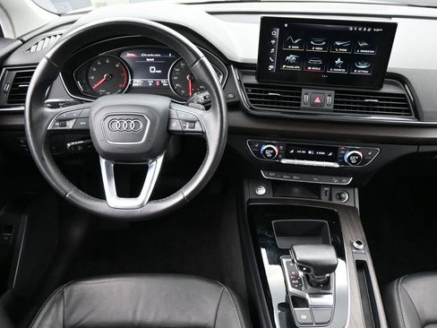 Used 2023 Audi Q5 2.0T Premium w/ Convenience Package AWD/4WD image 6