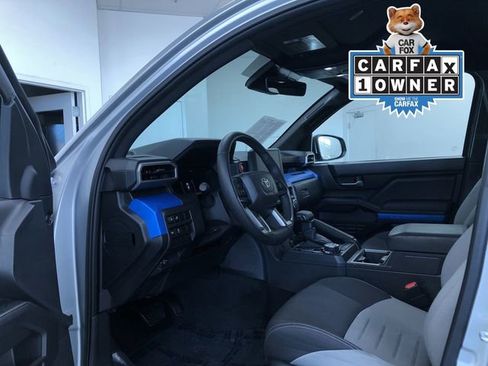 Used 2025 Toyota Tacoma TRD Off-Road image 2