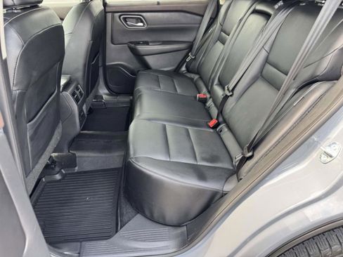 Used 2021 Nissan Rogue SL w/ Premium Package FWD image 11