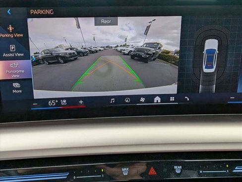 Certified 2025 BMW 530i xDrive w/ M Sport Package image 13