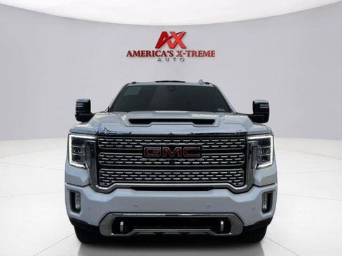 Used 2022 GMC Sierra 3500 Denali AWD/4WD image 9