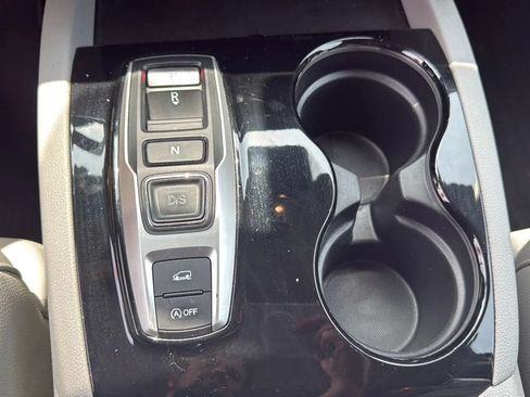 Used 2017 Honda Pilot Elite image 40