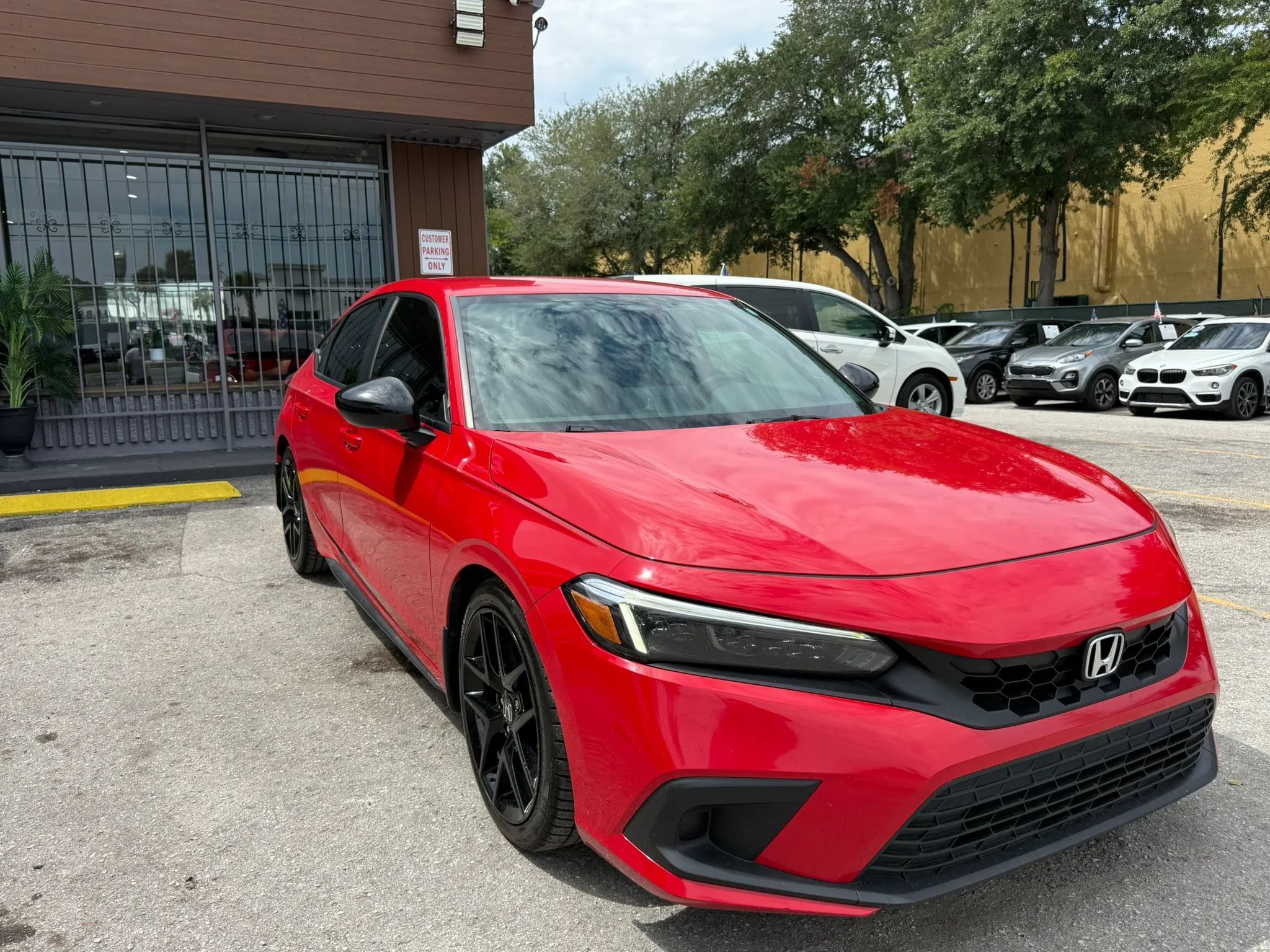 Used 2022 Honda Civic Sport image 3