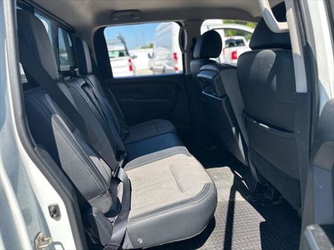 Used 2017 Nissan Titan S RWD image 21