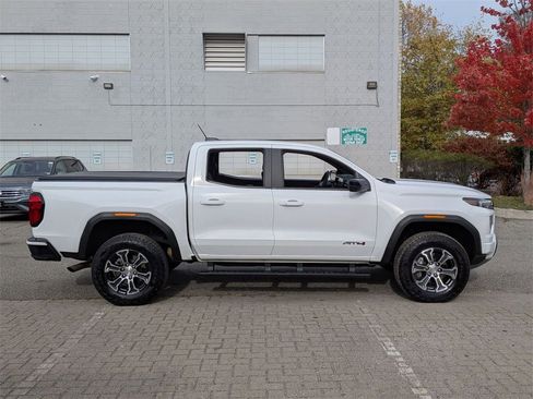 Used 2023 GMC Canyon AT4 w/ AT4 Premium Package image 2