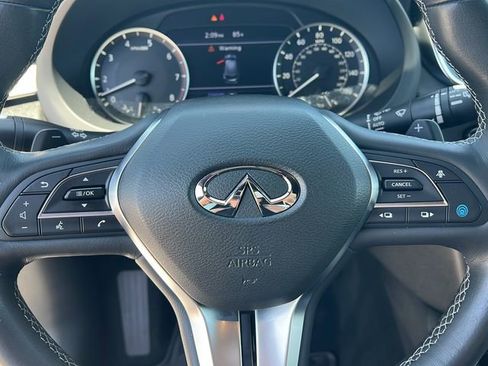Used 2019 INFINITI QX50 Essential w/ Sensory Package AWD/4WD image 14