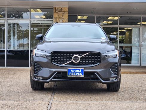 Used 2023 Volvo XC60 B5 Plus w/ Climate Package image 2
