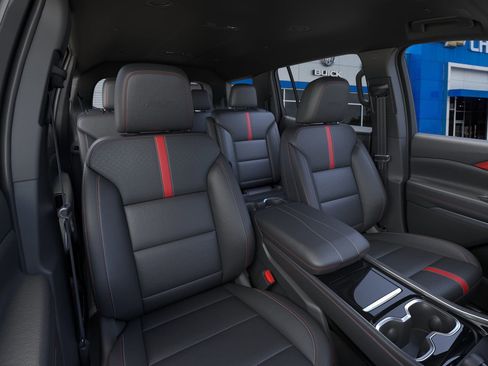 New 2026 Chevrolet Traverse RS image 16