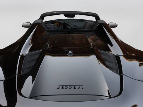 Used 2016 Ferrari 488 Spider RWD image 9