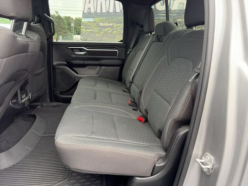 Used 2025 RAM 1500 Big Horn AWD/4WD image 6