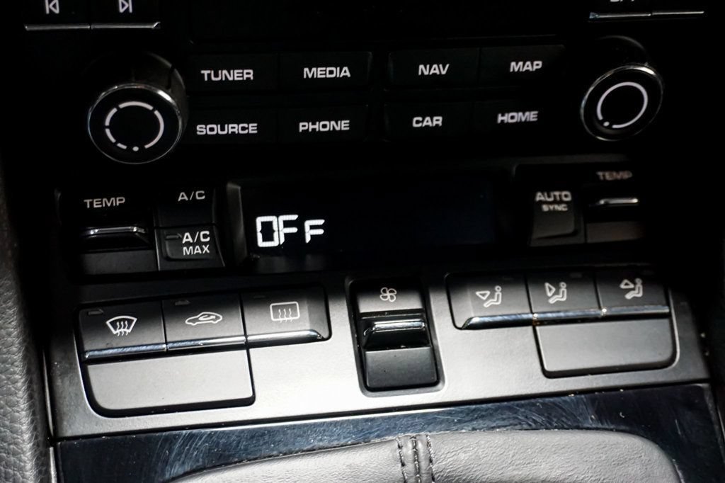 Used 2018 Porsche 911 Carrera image 29