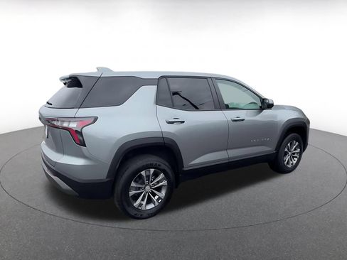 Used 2025 Chevrolet Equinox LT FWD image 14
