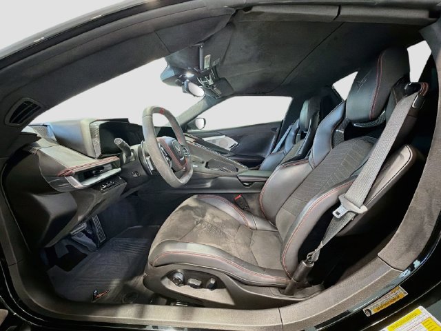 Certified 2022 Chevrolet Corvette Stingray Premium Conv w/ Z51 Performance Package RWD image 19