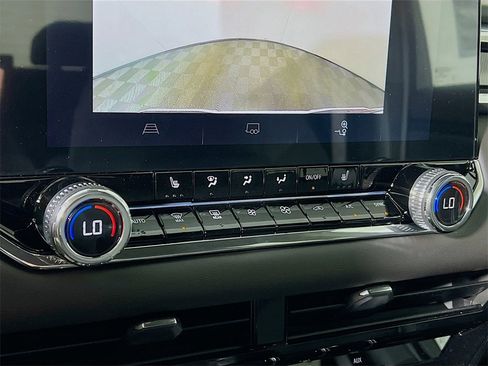 New 2026 GMC Canyon Elevation w/ Convenience Package image 14