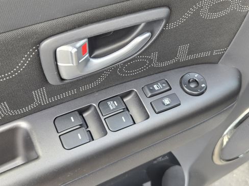 Used 2013 Kia Soul + image 18