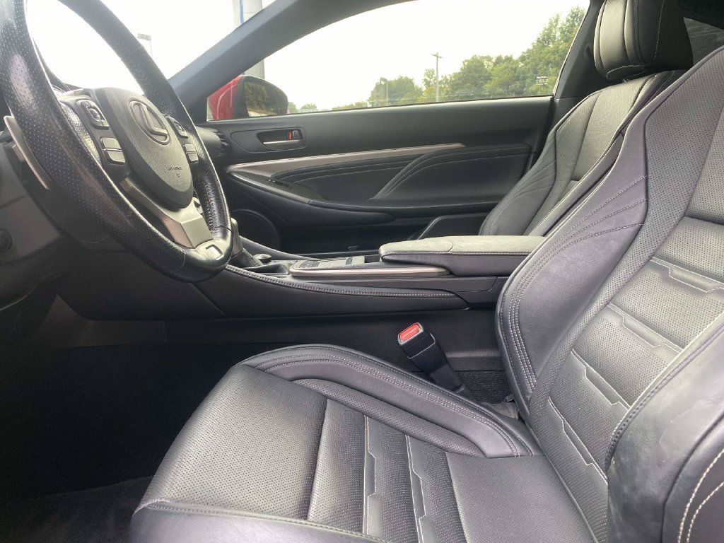 Used 2016 Lexus RC 200t RWD image 13